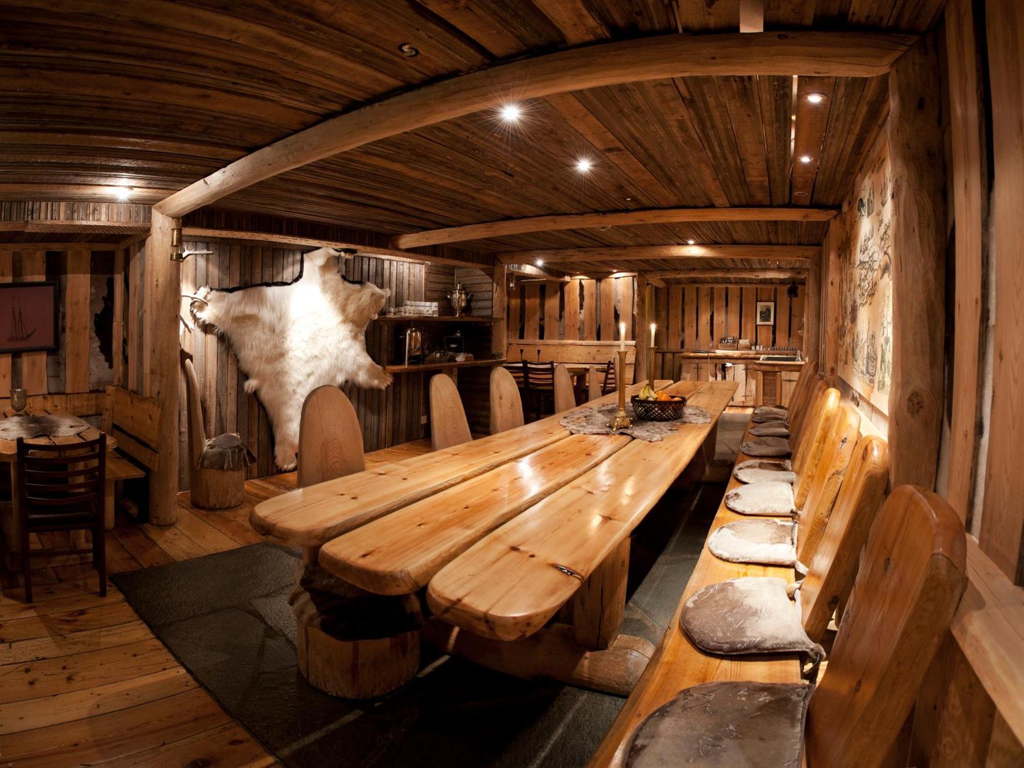 Basecamp Hotel Longyearbyen Esterno foto